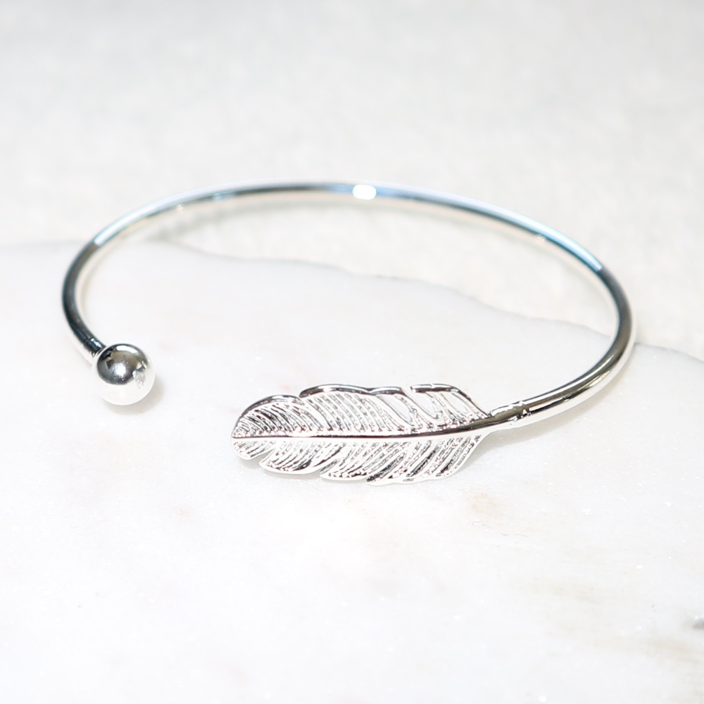 NEW Absolute Adorable 925 Silver Leaf Bangle - Picture 2 of 4